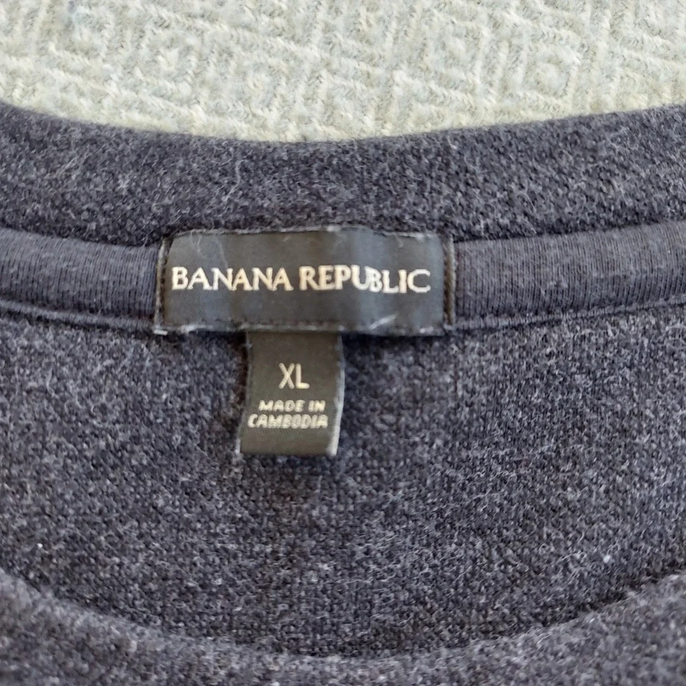 Banana Republic Sweatshirt Mens XL Gray Crewneck Raglan Sleeve Fleece Pullover